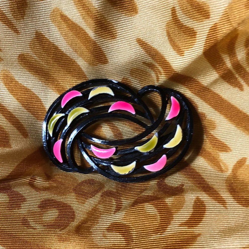 Vintage Deco Pin